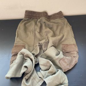 Fabletics Zuri joggers, NWT!